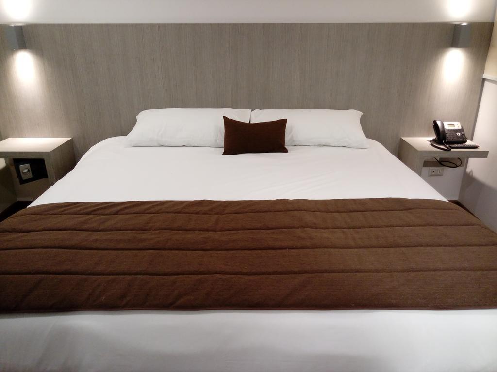 Hotel Elisa Cole Сантьяго Екстер'єр фото