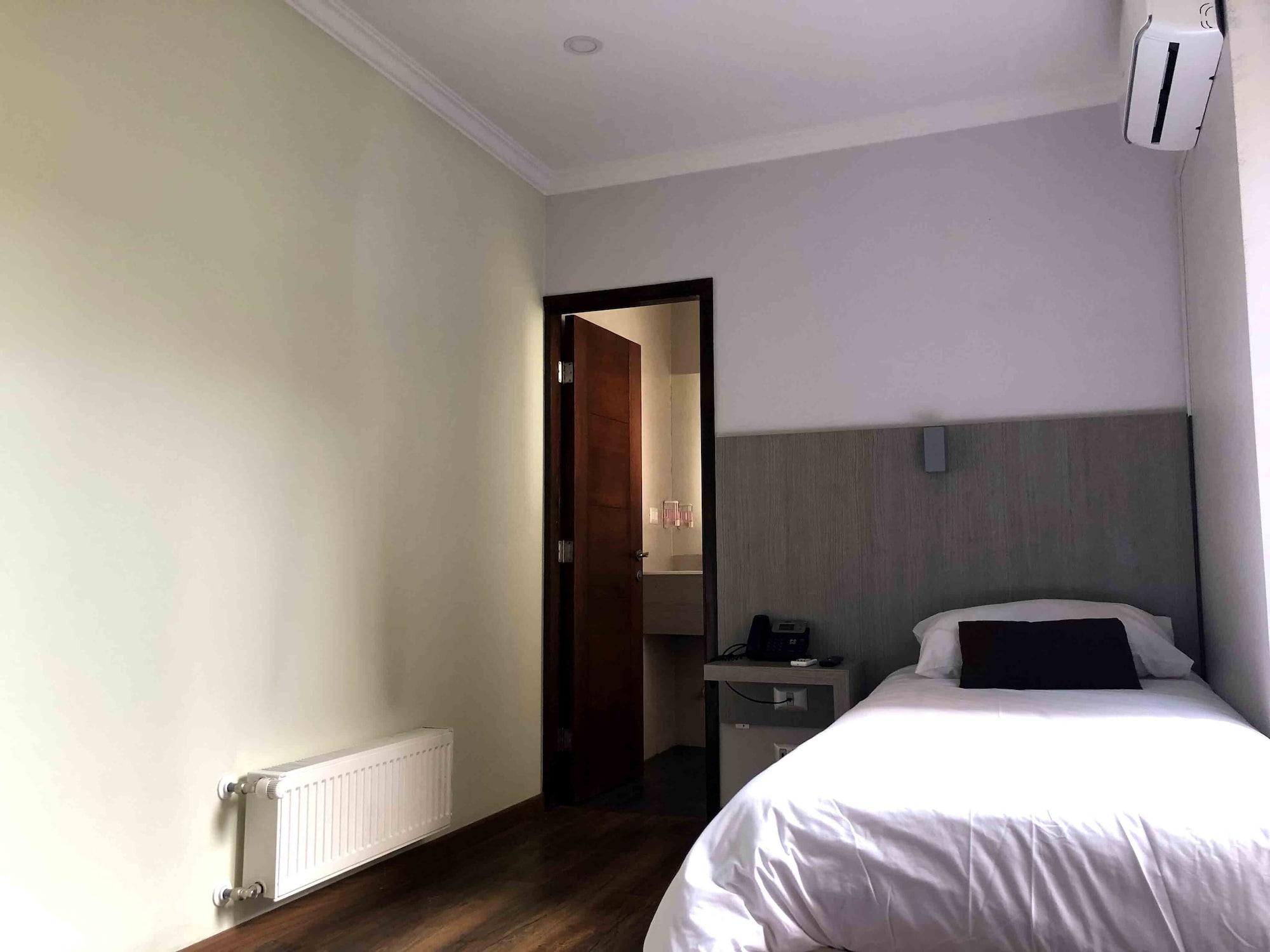 Hotel Elisa Cole Сантьяго Екстер'єр фото